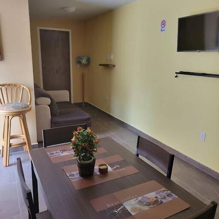 Centrally Located, Private, 1 Bedroom Apartment. Willemstad Exterior foto